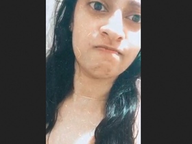 Cute girl bd flaunts her body in a steamy video
