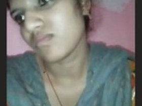 Amateur Indian girl gets her pussy captured on camera