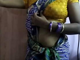 Indian aunt masturbating in saree videos