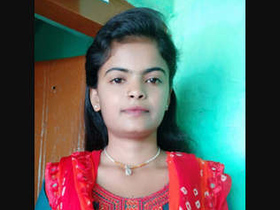 Watch a beautiful Indian girl give a blowjob in this video