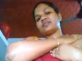 Big-boobed Mallu AuntJudys in a sexy solo video