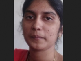 A Tamil girl reveals her unshaven pubic hair