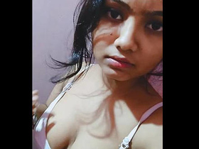 Seductive Prithi displays her breasts for her tutor