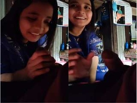 Amateur Bangla babe enjoys sucking cock in exclusive video