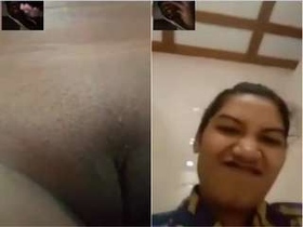 Bangladeshi girl reveals her pussy to lover in exclusive video