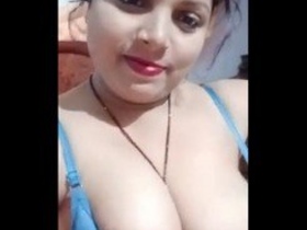 Desi cutie bhabhi with super-sized boobs
