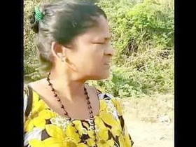 Indian street girl engages in sexual activity for money
