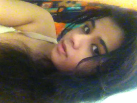Desi girl reveals her assets on webcam