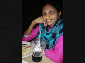 Tamil girl gets fucked by her lover in a steamy video