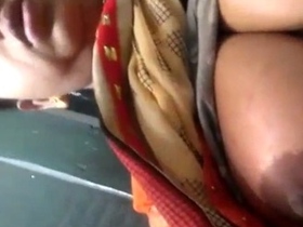 Big-boobed Indian aunt takes nude selfies and videos