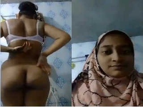 Devari shows off her butt and boobs for boyfriend
