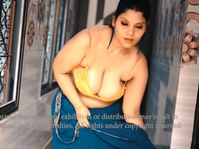 Desi glamour girl with low neckline in hot Indian scene