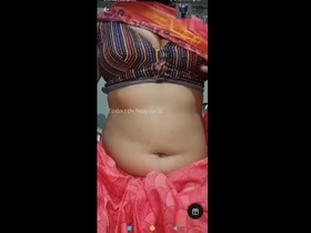Tamila Baby Pooja's sensual tango in a steamy video