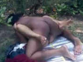 Indian couple gets intimate in public park