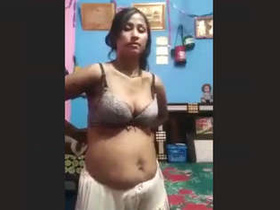 Sensual wife strips down to nude