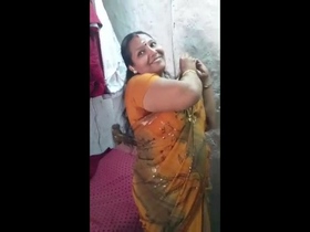 Anjali's curvy aunt sheds her saree for her partner