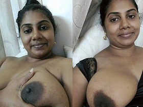 Watch this desi aunty show off her pussy and fingering skills