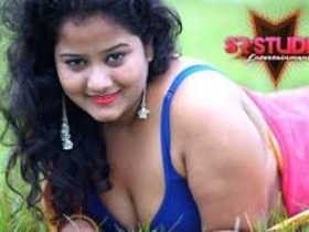 Desi village beauty poses seductively in steamy photo series