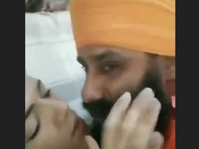 Sardar ji and his girlfriend in a steamy video